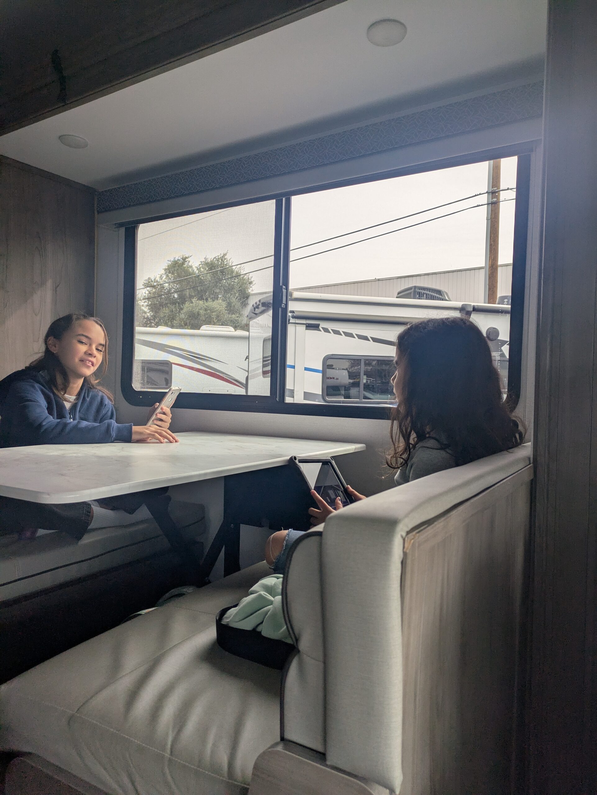 PXL_20250131_200856366